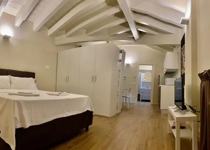 아파트 Suiten Apartments 볼로냐