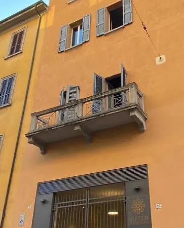 Suiten Apartments *