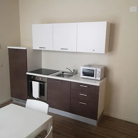 Suiten Apartments * Болонья